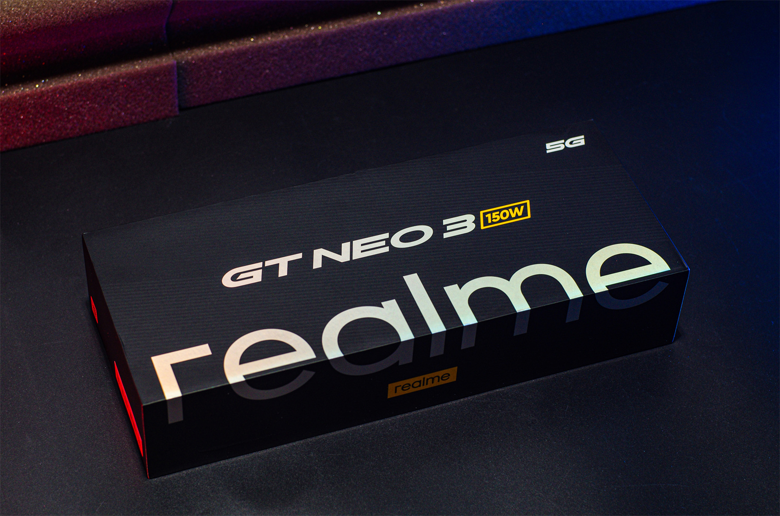 realme GT Neo3评测：天玑8100配独显 1999元所向披靡