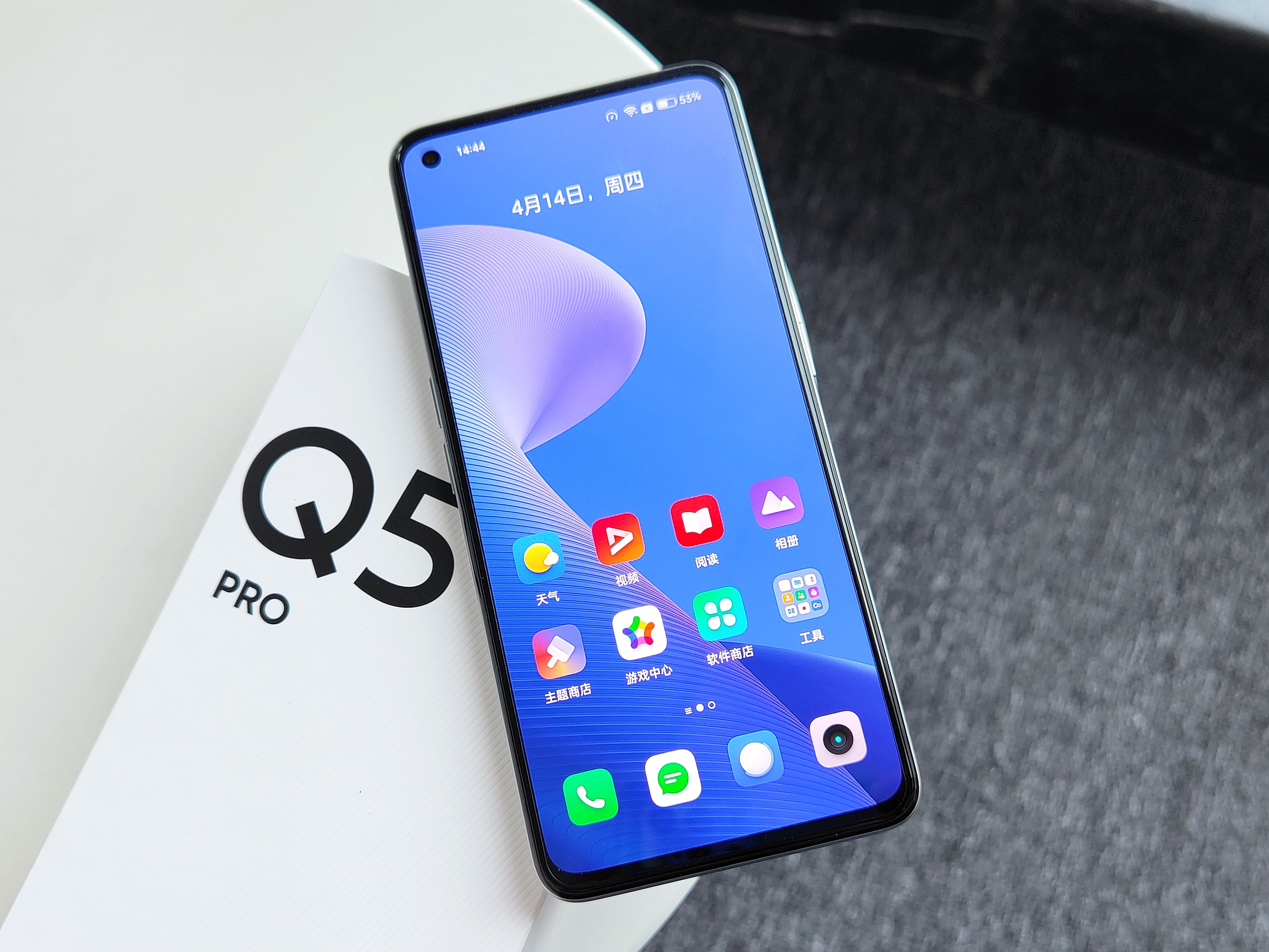 realme Q5 Pro评测：越级新生 千元机也有高性能