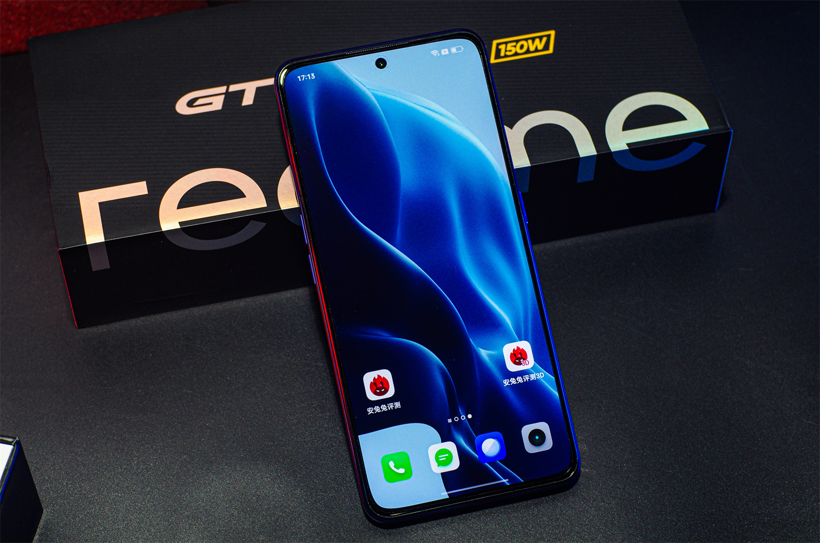 realme GT Neo3评测：天玑8100配独显 1999元所向披靡