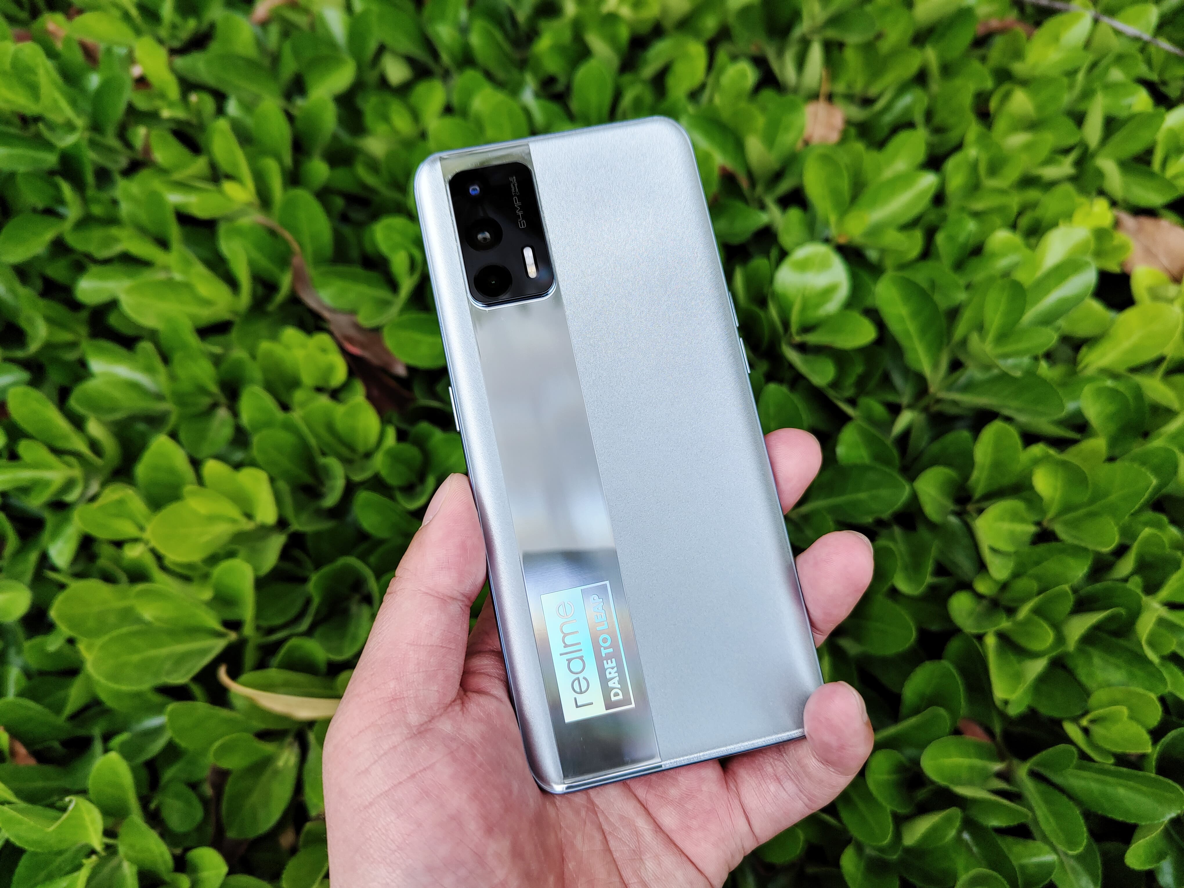 realme GT Neo评测：联发科旗舰芯 售价不到1800